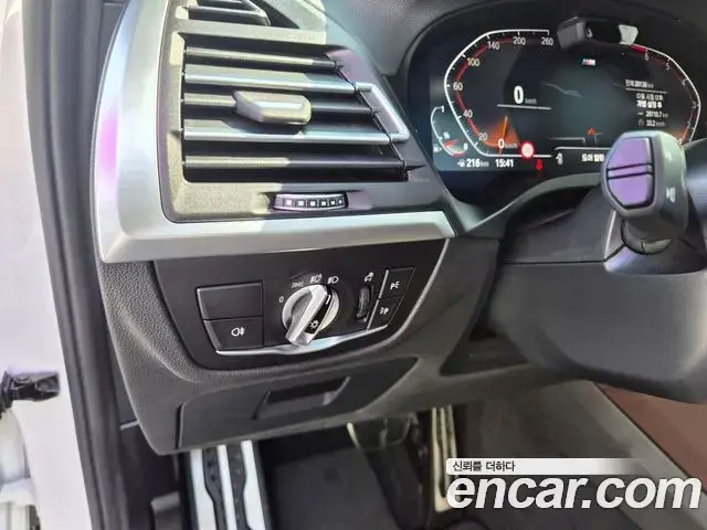 BMW X4 2022 — ფოტო 1/20