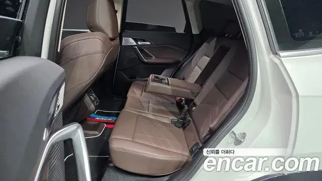 BMW X1 2024 — Photo 9/20