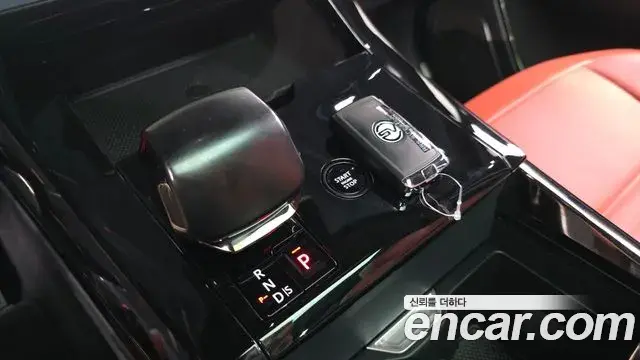 Land Rover Range Rover Sport 2025 — ფოტო 8/20