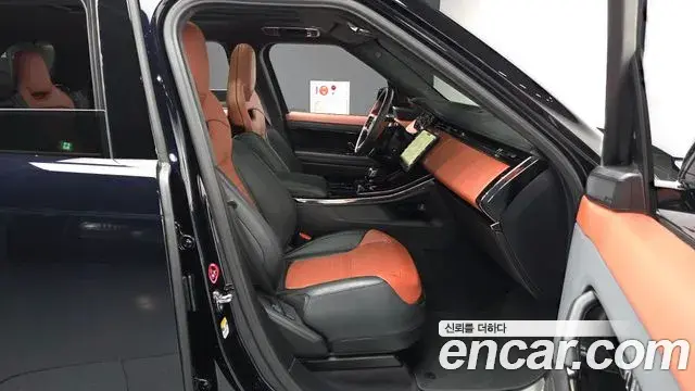 Land Rover Range Rover Sport 2025 — ფოტო 11/20