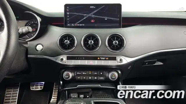 Kia Stinger Meister 2021 — Photo 29/34