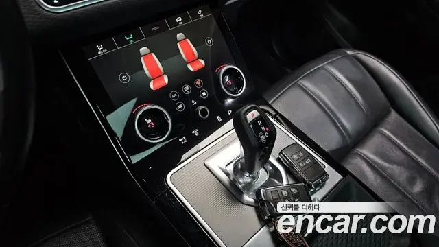 Land Rover Range Rover Evoque 2019 — Фото 8/20
