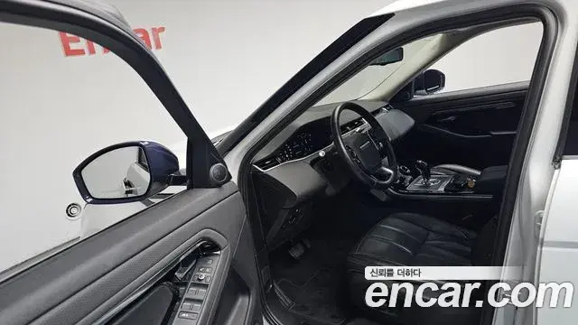 Land Rover Range Rover Evoque 2019 — Фото 9/20