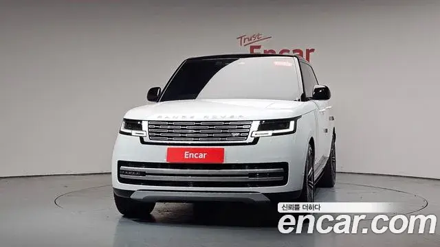 Land Rover Range Rover 2025 — ფოტო 28/38