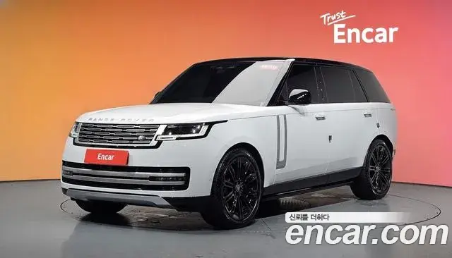 Land Rover Range Rover 2025 — ფოტო 30/38