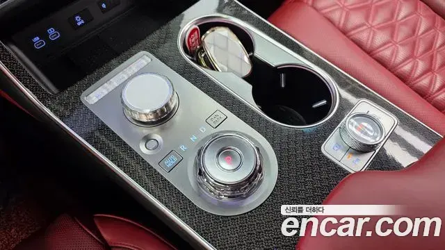 Genesis GV80 Coupe 2023 — Фото 9/20