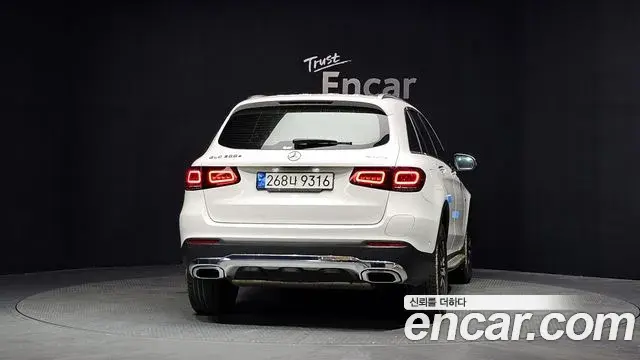 Mercedes-Benz GLC-Class 2021 — ფოტო 15/34