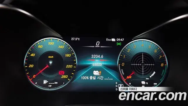 Mercedes-Benz GLC-Class 2021 — ფოტო 27/34