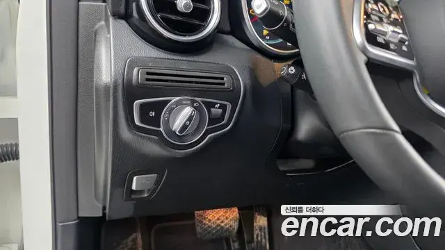 Mercedes-Benz GLC-Class 2021 — ფოტო 5/34