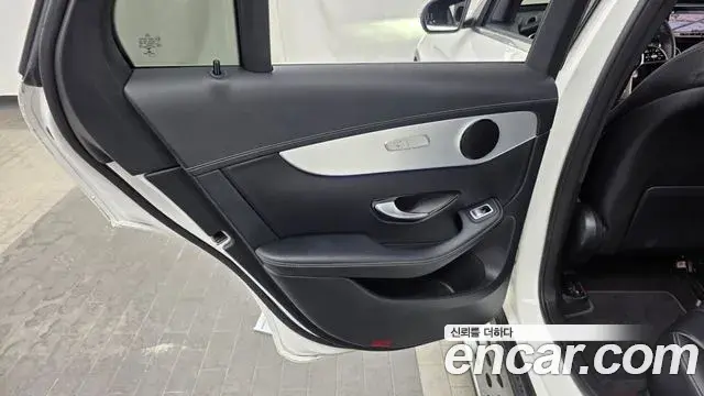 Mercedes-Benz GLC-Class 2021 — ფოტო 32/34
