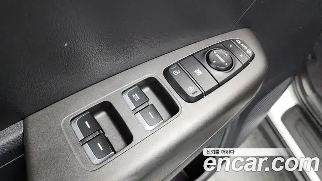 Kia Sportage The Bold 2019 — Фото 12/20