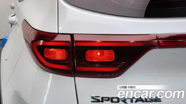 Kia Sportage The Bold 2019 — Photo 9/32