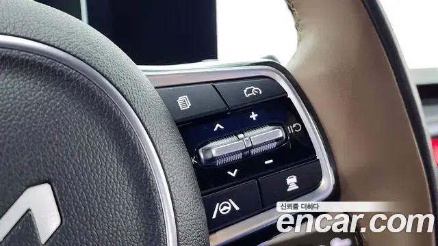Kia Sorento 2024 — Фото 16/20