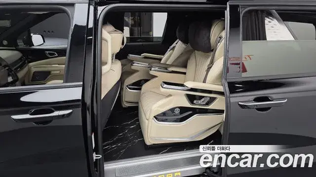 Kia Carnival 2025 — ფოტო 23/36