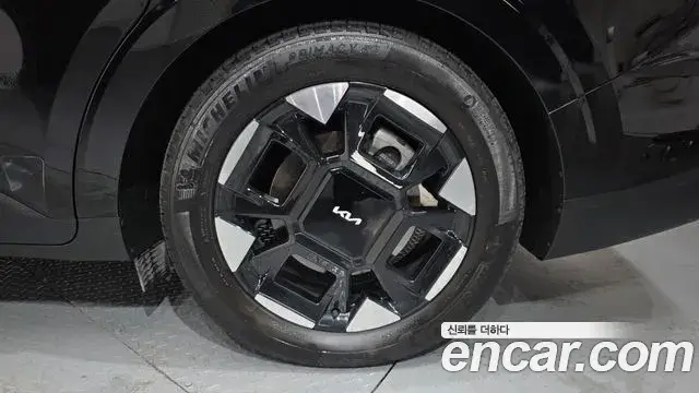 Kia Carnival 2025 — ფოტო 6/36