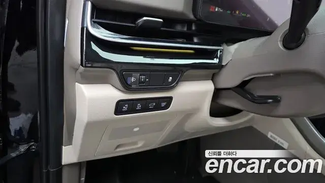 Kia Carnival 2025 — ფოტო 19/36