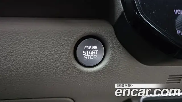 Kia Carnival 2025 — ფოტო 30/36