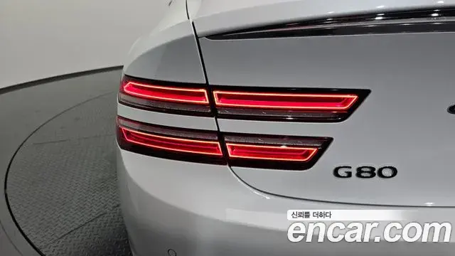 Genesis G80 2021 — Photo 9/33