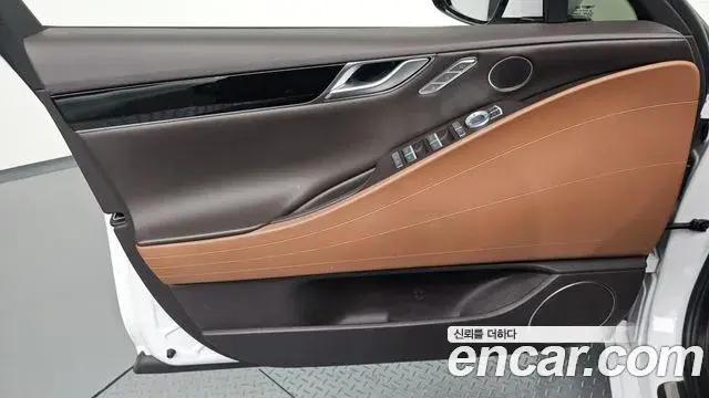 Genesis G80 2021 — Photo 15/33