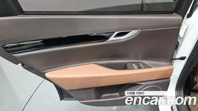 Genesis G80 2021 — Photo 30/33