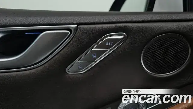 Genesis G80 2021 — Photo 28/33
