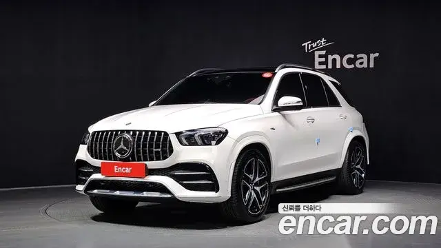 Mercedes-Benz GLE-Class 2020 — Photo 4/37