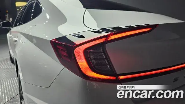 Hyundai Sonata Hybrid 2022 — ფოტო 1/30