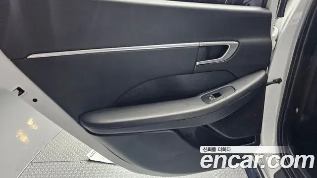 Hyundai Sonata Hybrid 2022 — ფოტო 12/30