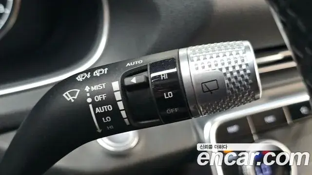 Genesis GV80 2021 — Photo 16/31