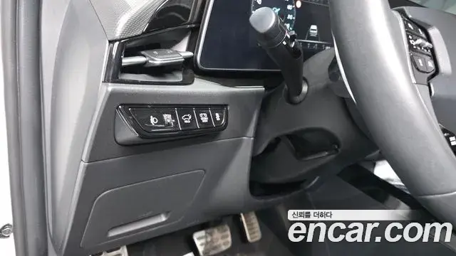 Kia Niro 2024 — ფოტო 20/35