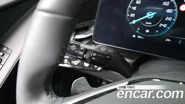 Kia Niro 2024 — ფოტო 26/35