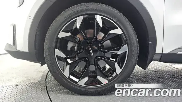 Kia Sorento 2025 — Photo 18/33