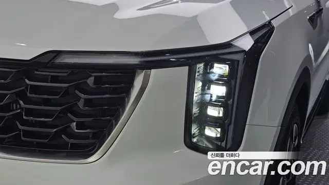 Kia Sorento 2025 — Photo 4/33