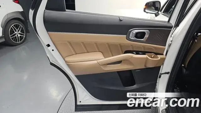 Kia Sorento 2025 — Photo 24/33