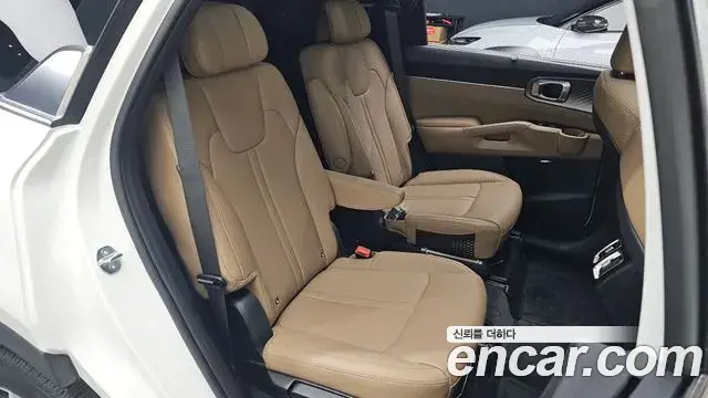 Kia Sorento 2025 — Photo 5/33