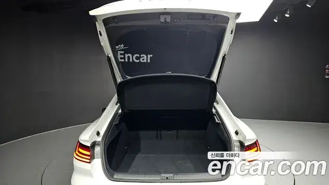 Volkswagen Arteon 2020 — ფოტო 24/33