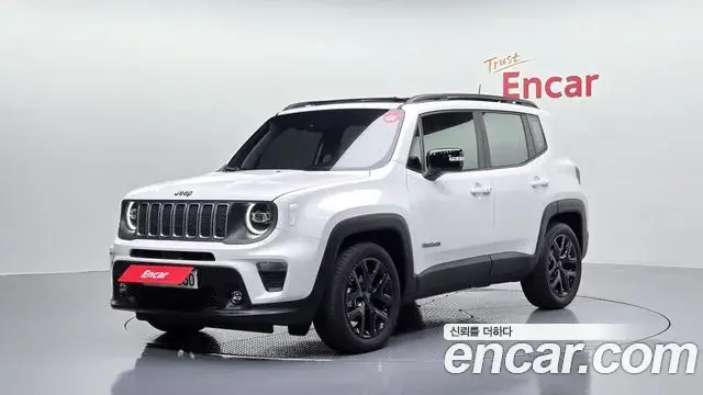 Jeep Renegade 2023 — Photo 12/33