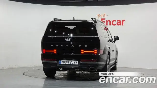 Hyundai Santa Fe 2024 — Photo 5/33