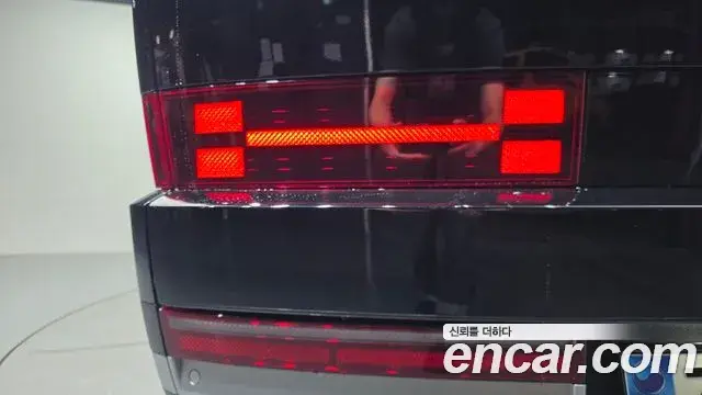 Hyundai Santa Fe 2024 — Photo 32/33