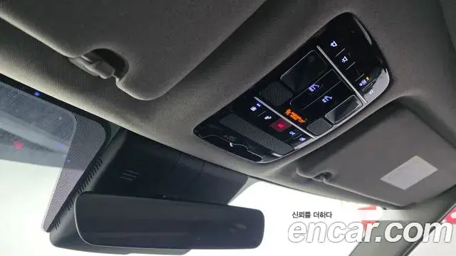 Hyundai Santa Fe 2024 — Photo 2/33