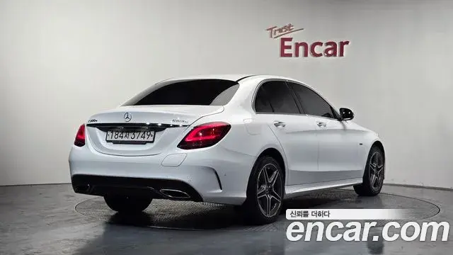 Mercedes-Benz C-Class 2020 — Фото 2/20