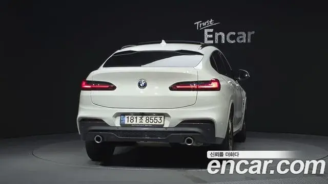 BMW X4 2020 — Фото 4/20
