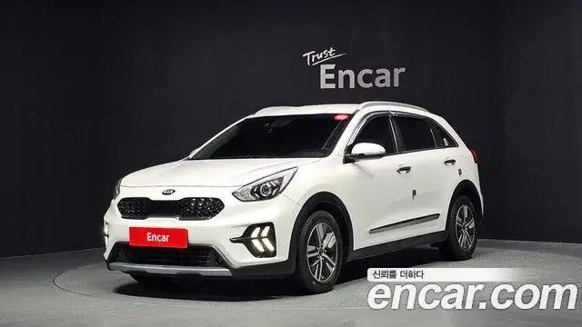 Kia Niro 2020 — Şəkil 15/20