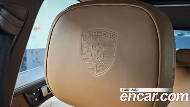 Porsche Cayenne 2019 — Şəkil 30/32