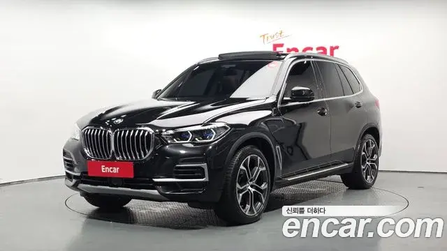 BMW X5 2022 — Фото 1/20