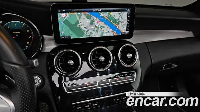 Mercedes-Benz C-Class 2020 — Фото 14/20