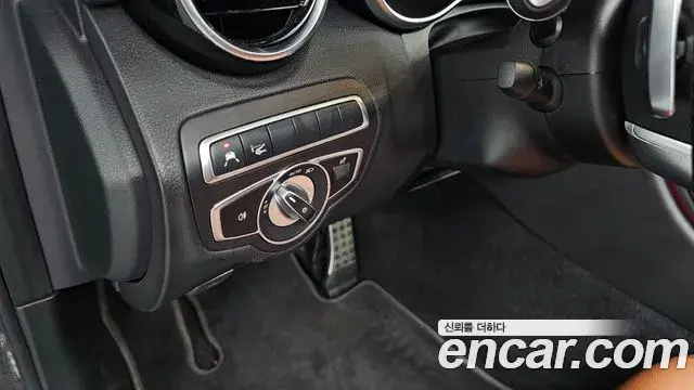 Mercedes-Benz C-Class 2020 — Фото 19/20