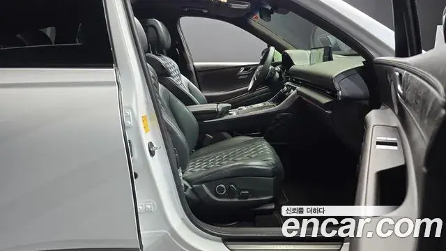 Genesis GV80 2020 — ფოტო 27/32