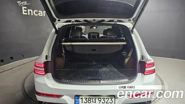 Genesis GV80 2020 — ფოტო 29/32