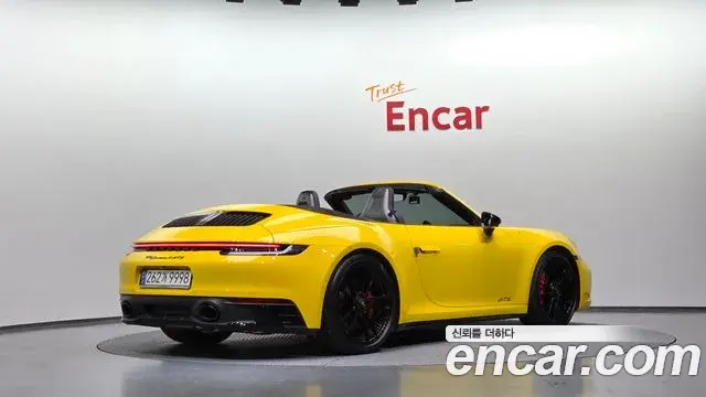 Porsche 911 2024 — ფოტო 2/20